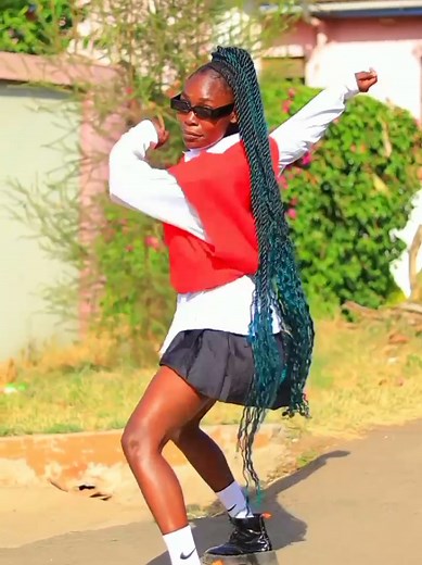 Mad Dance Tutorial: Learn the Nia Walk Steps