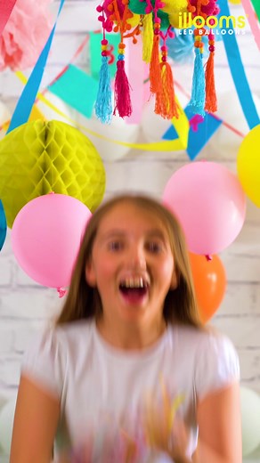 Amazing light up balloons for your summer party!