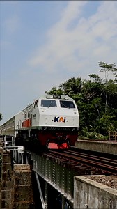 Joglosemarkerto C3 - Jembatan Kaliparuk, Karang Klesem - Pekuncen Banyumas. #javarailfanning #keretaapi #keretaapiindonesia | Java Railfanning
