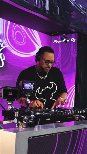 DJ Sonny James cuts the tracks on the PLX-CRSS12!