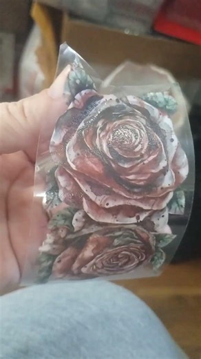 How to use a PET Sticker