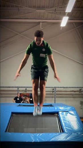 Un salto maîtrisé jusqu'au bout des doigts 💫