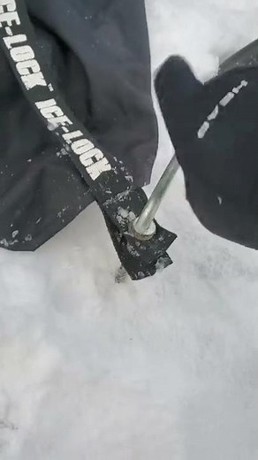 Easy ice anchor install