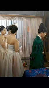 Happy 8th Anniversary to one of the best Sageuk dramas of all-time, #LoveInTheMoonlight 🥳🫶 The series tells about a young Joseon woman(#KimYouJung) who's lived her whole life as a man ends up as a eunuch in the royal palace, where she begins to bond with the crown prince(#ParkBoGum). 🥀The media referred to its popularity as "Moonlight Syndrome" as it topped topicality, content and brand reputation charts in and beyond its run. #MoonlightDrawnByClouds #KimYooJung #김유정 #KimYouJung #ParkBoGum #박