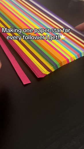 Creating Paper Stars for Followers | Craft Tutorial