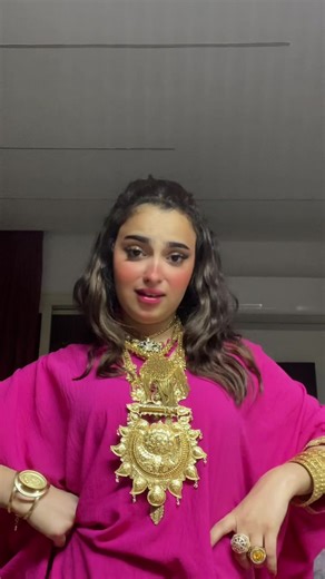 فيديو أنشأه دهــب اشـرفـ (@dahabelmessiri) باستخدام i beez in the trap samuel johnson