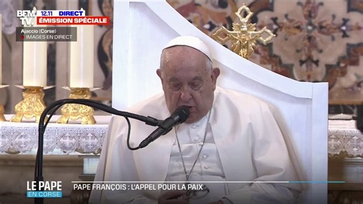 Corse: "Prions pour les victimes du cyclone", déclare le pape François en référence aux événements récents à Mayotte