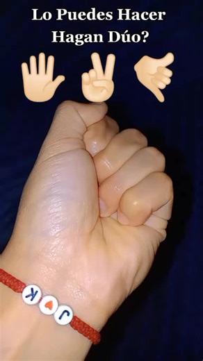 Hand Gestures Tutorial with Duet Invitation