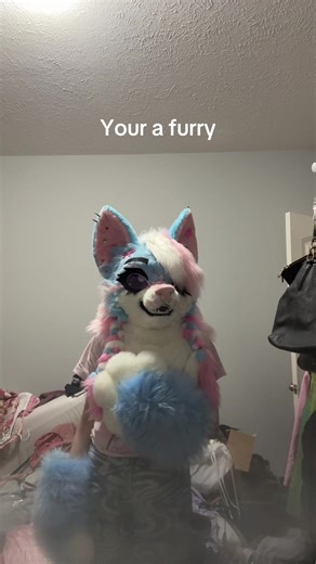 AHHHH (sorry I havnt posted in a while, I’ve been feeling a bit down) #furry #fursuit #furrytiktok #furrycommunity #foxfurry