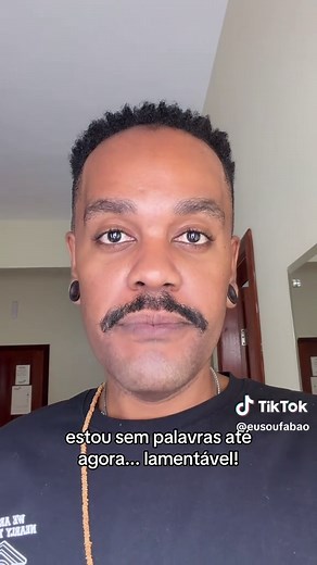 Encontro dos Rios Negro e Solimões na Amazônia