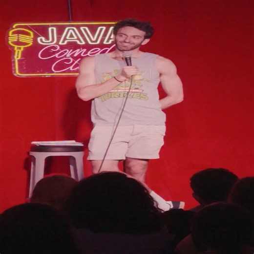 Learning Greek through theater crowd work 🎭👸🤣 #Greek #theater #standup #comedy #standupcomedy | Gianmarco Soresi