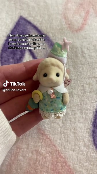 Lucky Calico Critters Sheep Family Surprise