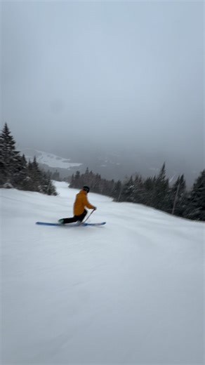 Matty Marks on Instagram: "Flying down the Centerline Ice Rink with ol mf homegirl Ursula @ullovellvt on the 🎥 💪 with @parlorskis on ma feet with the @22.designs is Bandits holding me to em. @stowemt is where we teach others how to get weird on the east coast snow. Love y’all. Thanks for reading my captions. While you’re here, you should know that @mountainops_vt is the best ski shop in Stowe with the most knowledgeable, coolest staff in the game n I love em. ¯\_(ツ)_/¯ #tele #telemark #freethe