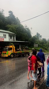 17K reactions · 470 shares | Bị cô lập ở Đỉnh Mã phục rồi ae ơi 﫣 Tiến không được lùi cũng trả xong :( Ae lộ trình miền Đông xác định off theo dõi thông tin tới mai tính tiếp nhé 沈沈沈 #taxicaobang0366328688 | Quang Driver | Facebook