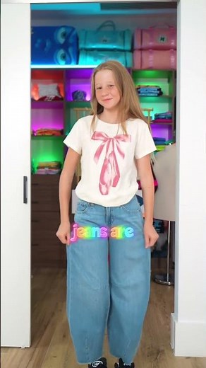 Nastya is getting ready for back to school with looks from @OldNavy #OldNavyPartner #AD