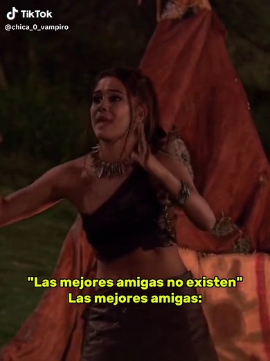Las mejores amigas no existen - Chica Vampiro