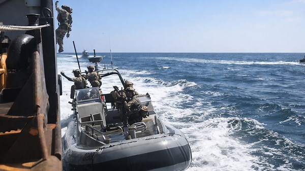 US Coast Guard special team trains with other forces