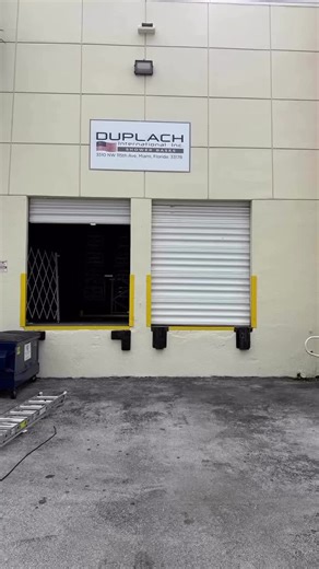 laoficina_design f Another Big Install Completed! Today we installed this 4' x 8' exterior sign at 24 feet high for our clients at @Forma and it came out clean, bold, and highly visible from a distance. We make sure every detail is handled with precision and safety. Signs like this are essential for brand visibility, professional presence, and helping customers find your location with ease. Exterior Signage High-elevation Installation Commercial & Industrial Buildings Durable Outdoor Materials N