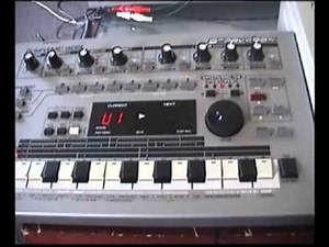 ROLAND MC303 (techno)