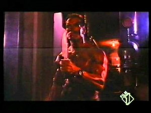 COMMANDO (SCENA FINALE) ARNOLD SCHWARZENEGGER