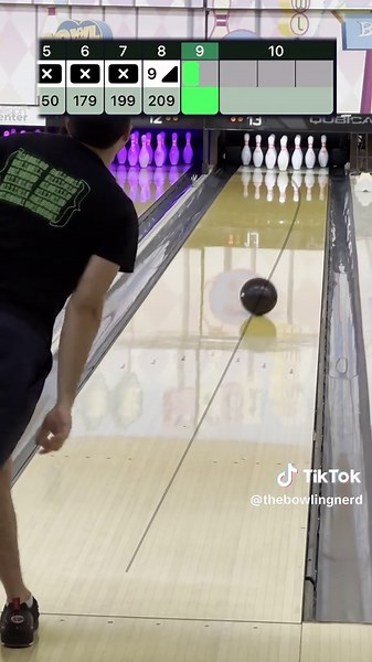 Mastering the Motiv Black Venom Bowling Ball