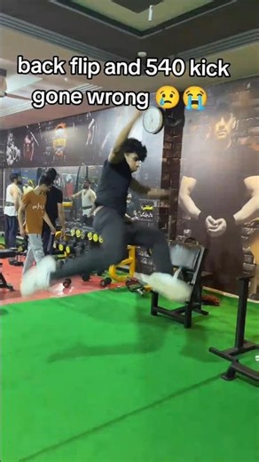 Tried to hit a clean backflip ➝ 540 kick combo…ended up unlo🔥Hashtags:#BackflipAttempt #540Kick #Gym