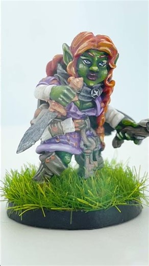 Sarah, Halfling Thief with Crossbow