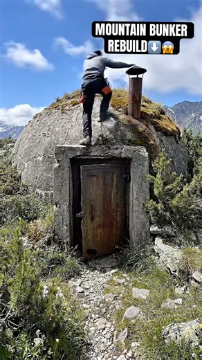 I Rebuild Abondoned Mountain Bunker into cozy mini House😱🏔️ Could you live here?⬇️