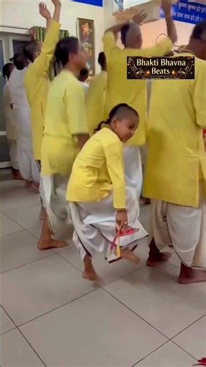 Hare Rama Hare Krishna ❤️ Adorable Baby Kirtan | Soulful Bhakti Shorts🙏🥰