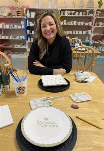 Painted a fun plate for our soon to be anniversary today at the cutest pottery studio!! #thingstodoincharleston #pottery #charleston #visitcharleston #potteryclass