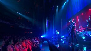 11K views · 1.1K reactions | La primera presentación de Dig Down en vivo. Live on The CW Network Upfront (May 18. 2017) Via: The Resistance Knights | MUSE MÉXICO | Facebook