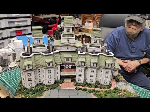 A New Grand Hotel In HO Scale Custom Built by Howard Zane! Could be used in O scale Too!