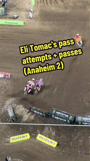 Eli Tomac was applying that pressure at A2 #supercross #supercrosslive #dirtbikes #moto #sweetcandyproductions