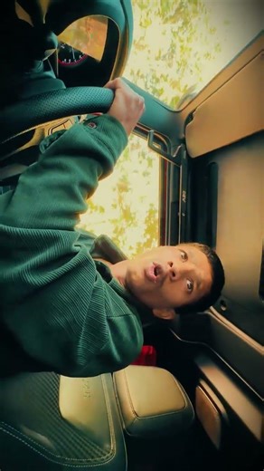 Paisa Udaa Firoz😱💸 #Farzi #Bollywood #ShahidKapoor #Viral #Shorts #MEGACELLBUDDY SHOPEE#mumbai