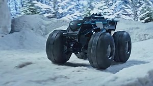 DC Batman All-Terrain Batmobile, ferngesteuertes Amphibienfahrzeug für Land und Wasser mit Platz für 1x 10cm Batman-Actionfigur
