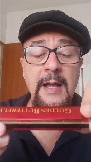 How to play tremolo harmonica