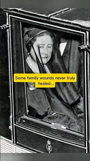 Why the Queen Mother Resented Queen Elizabeth II #history #art