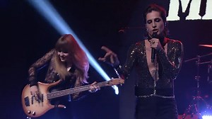 🤘 ROCK'N'ROLL FOREVER 🤘 Måneskin makes their U.S. TV debut performing their smash hit “Beggin’” at The Tonight Show Starring Jimmy Fallon 💥 Check out the full video from here →🔗: https://youtu.be/RnPnRRzly-k | Sony Music Baltics