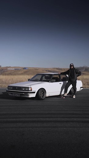Toyota Cresta GX71: Unique Features Unveiled!