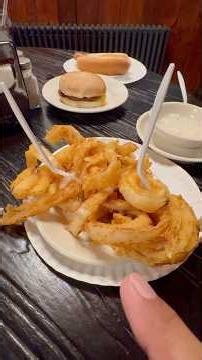 Rutt's Hut Rippers are INSANE #foodreview #hotdogs #foodie