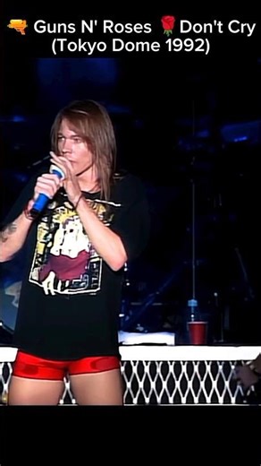 🔫 Guns N' Roses 🌹 - Don't Cry (Tokyo Dome 1992) #shorts #gunsnroses #slash