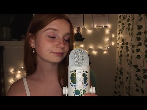 ASMR Soft Kisses & Mouth Sounds ♡