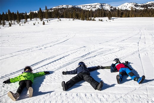 Which California Ski Town Is Better: Big Bear, Tahoe, or Mammoth Lakes?