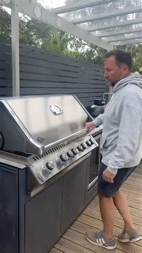 BETTER THAN YOUR INDOOR KITCHEN! 😮‍💨