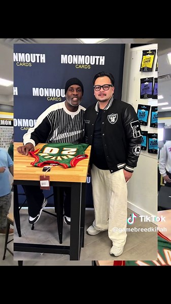 Meet Gary Payton: A Fans' Excitement at the NBA Event