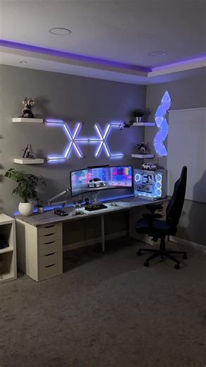 Charlie on Instagram: "Cozy gaming setup 🤍🪴🔥 #setups #setup #setupinspiration #setupwars #gaming #desksetup #gamingsetup #gamingsetups #minimalsetups #setuptour #pcsetup #dreamsetup #gamingpc #pcgaming #setupgamer #gamer #gamingroom #pc #setupgaming #pcbuild #deskgoals #gamingcommunity #cleansetup #gaminglife #cleansetups #battlestation #desktour #workspaces #tech #rgb"