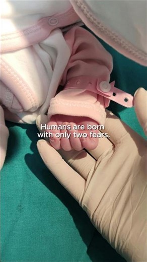 You Were Born Almost Fearless… Except for 2 Things #facts #psychology #fear