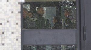RISSA AL CORNI, GRUPPO DI GIOVANI MANDA ALL’OSPEDALE UN BIDELLO - Tv Qui Modena