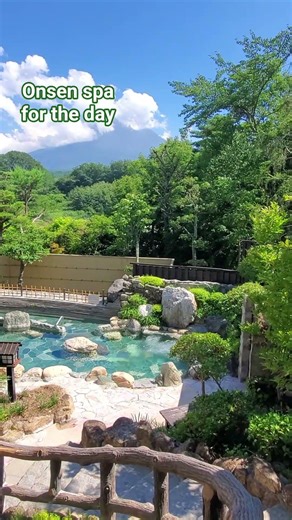 ♨️Japan Onsen spa for the day #nature #spajapan #hotsprings #onedayspa #naturalsource #shorts