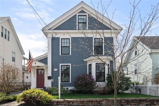52 Gardner St, Newton, MA 02458 - MLS 73503645 - Coldwell Banker